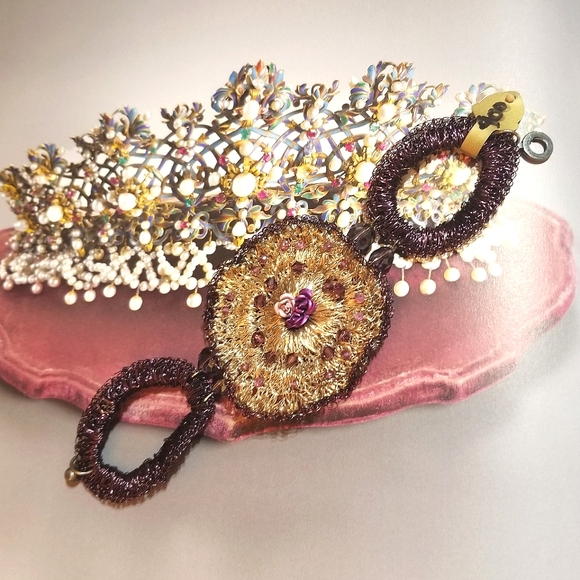 Antique Spun Sterling Silver Crystal Flower Bracelet - Picture 8 of 8